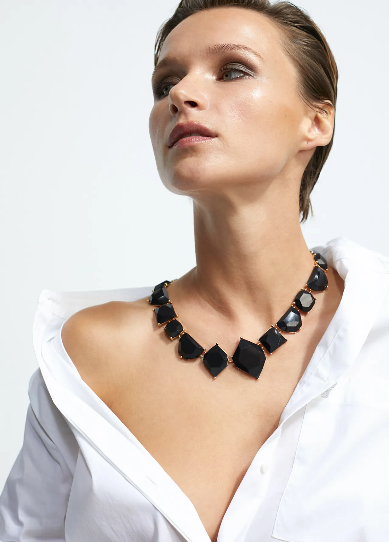 collar_gargantilla_colores_1-1.webp Lola Casademunt Collares<Collar gargantilla colores METAL-NEGRO