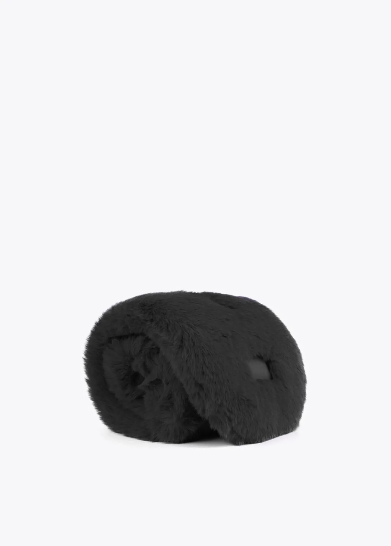 cuello_efecto_pelo_5.webp Lola Casademunt Otros Complementos | Bufandas Y Pañuelos<Cuello efecto pelo NEGRO