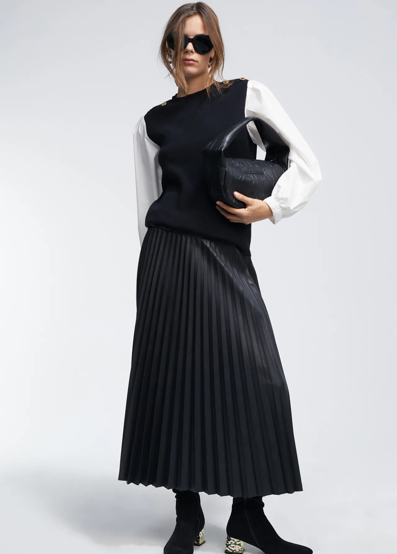 falda_efecto_piel_0.webp Lola Casademunt Vestidos Y Faldas<Falda efecto piel NEGRO