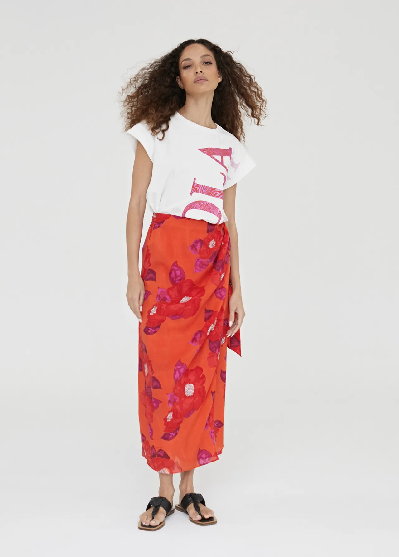 falda_estampada_tipo_pareo_3-1.webp Lola Casademunt Accesorios | Vestidos Y Faldas<Falda estampada tipo pareo NARANJA-ROSA