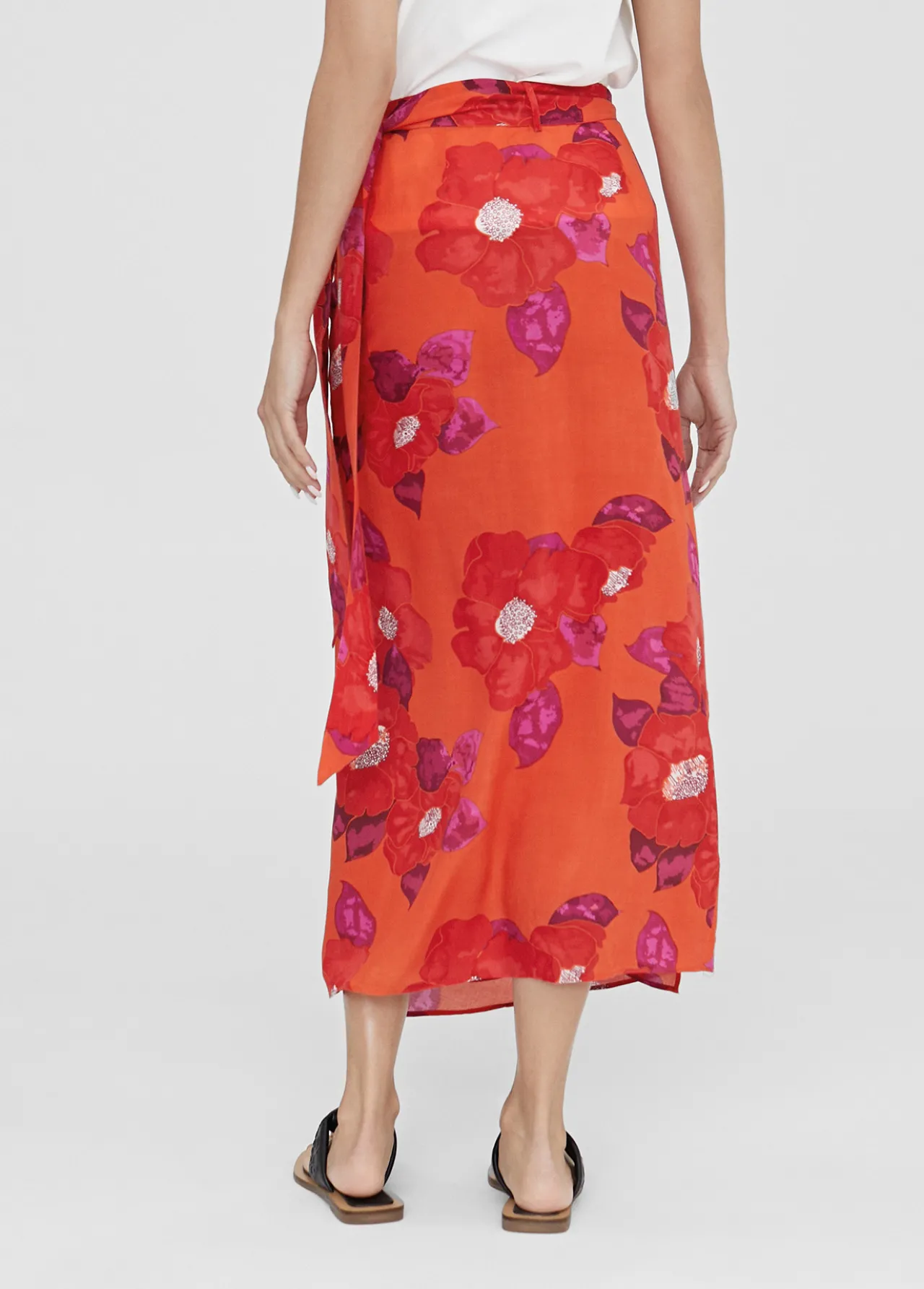 falda_estampada_tipo_pareo_4-1.webp Lola Casademunt Accesorios | Vestidos Y Faldas<Falda estampada tipo pareo NARANJA-ROSA