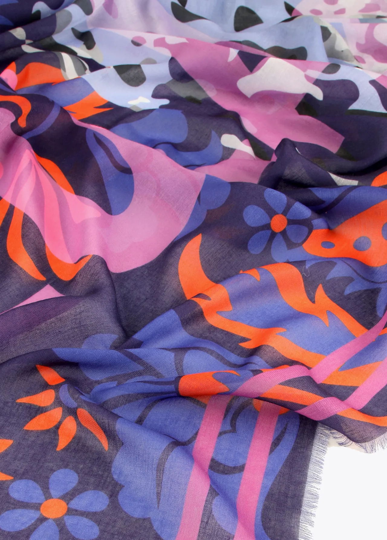 foulard_cara_leopardo_2.webp Lola Casademunt Accesorios<Foulard cara leopardo LILA-AZUL