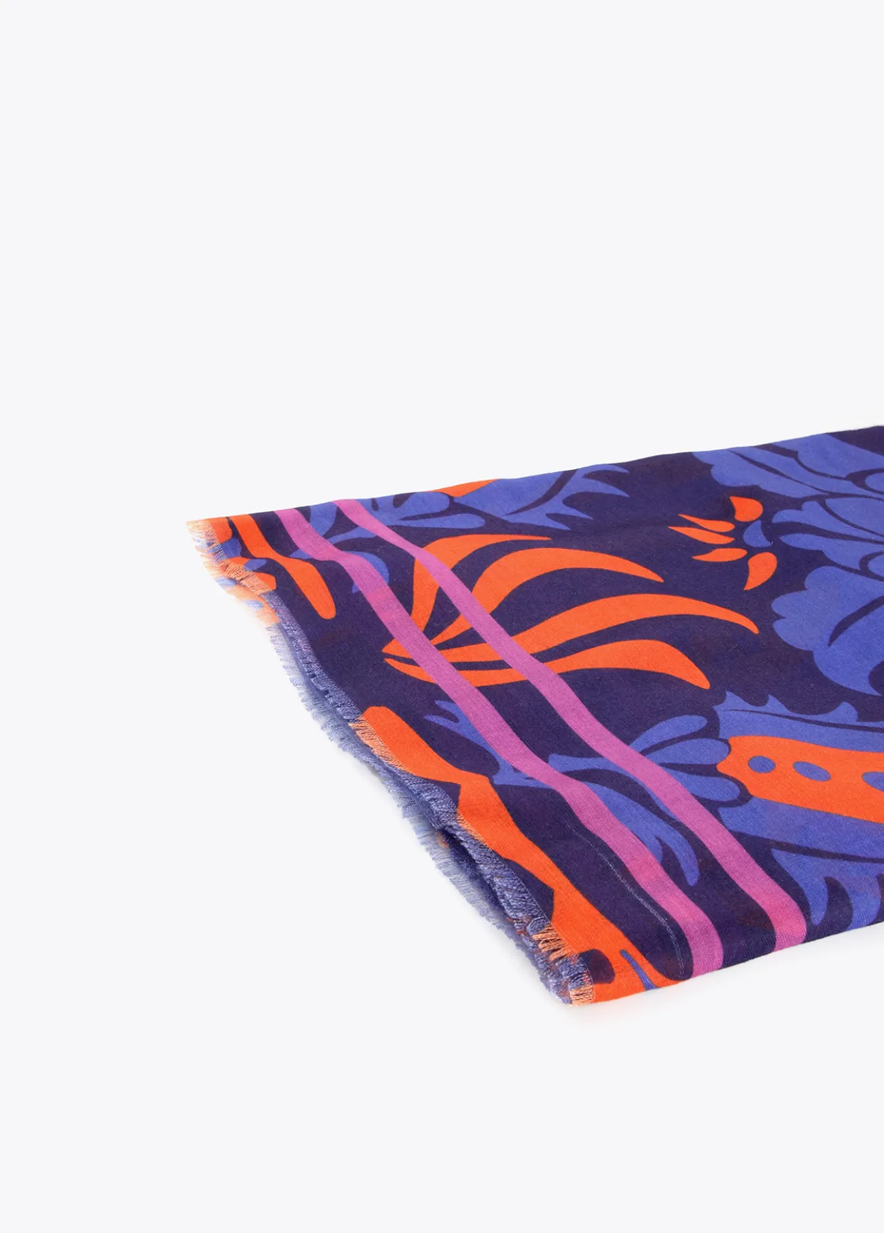 foulard_cara_leopardo_5.webp Lola Casademunt Accesorios<Foulard cara leopardo LILA-AZUL