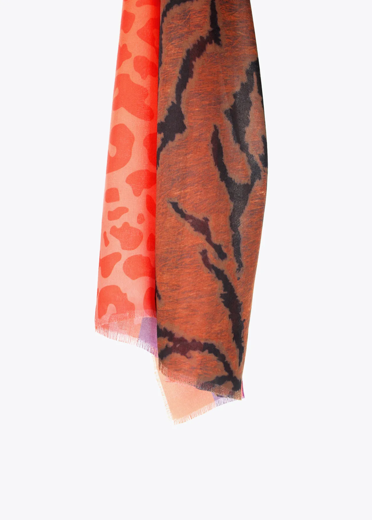 fular_animal_print_4.webp Lola Casademunt Animal Print | Bufandas Y Pañuelos<Fular animal print ROJO-NEGRO