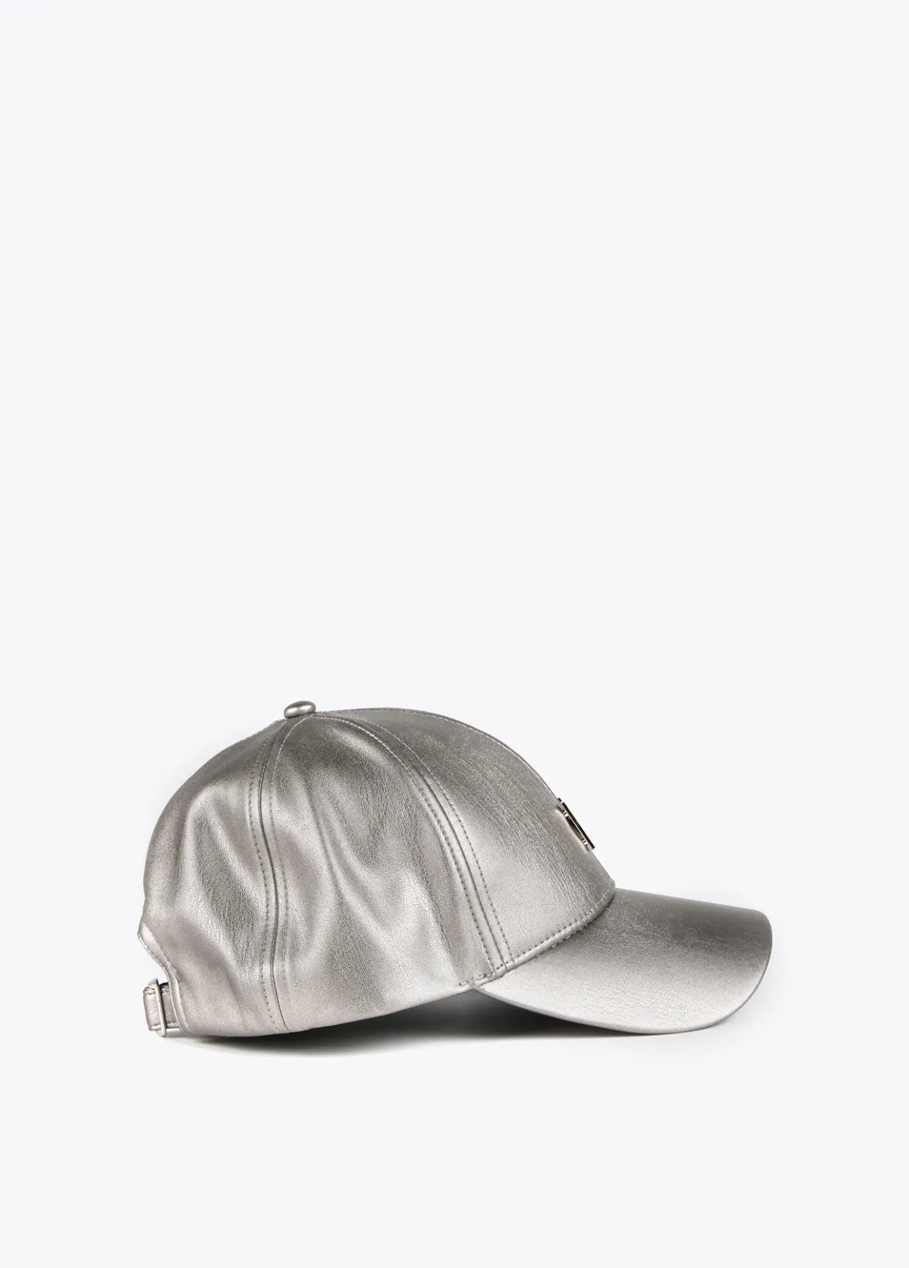 gorra_metalizada_2.webp Lola Casademunt Gorros Sombreros Y Guantes<Gorra metalizada PLATEADO