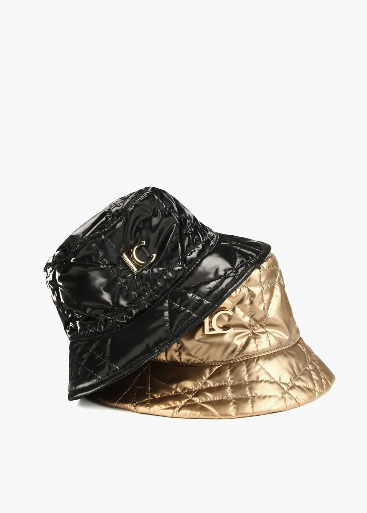 Lola Casademunt Gorros Sombreros Y Guantes<Gorro tipo bucket acolchado NEGRO
