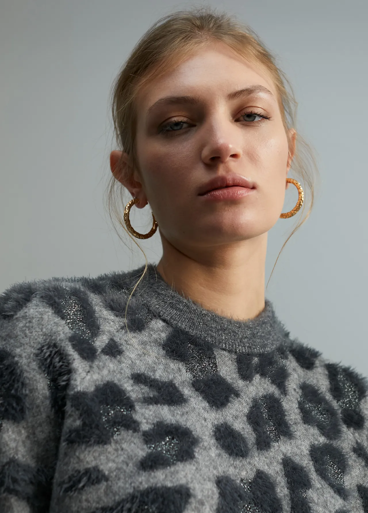 jersey_fantasa_animal_print_2.webp Lola Casademunt Animal Print | Punto<Jersey fantasía animal print GRIS-NEGRO