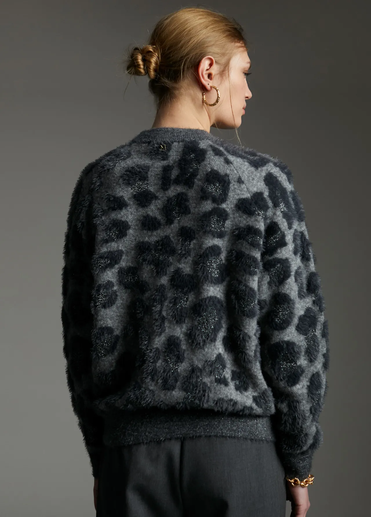 jersey_fantasa_animal_print_3.webp Lola Casademunt Animal Print | Punto<Jersey fantasía animal print GRIS-NEGRO