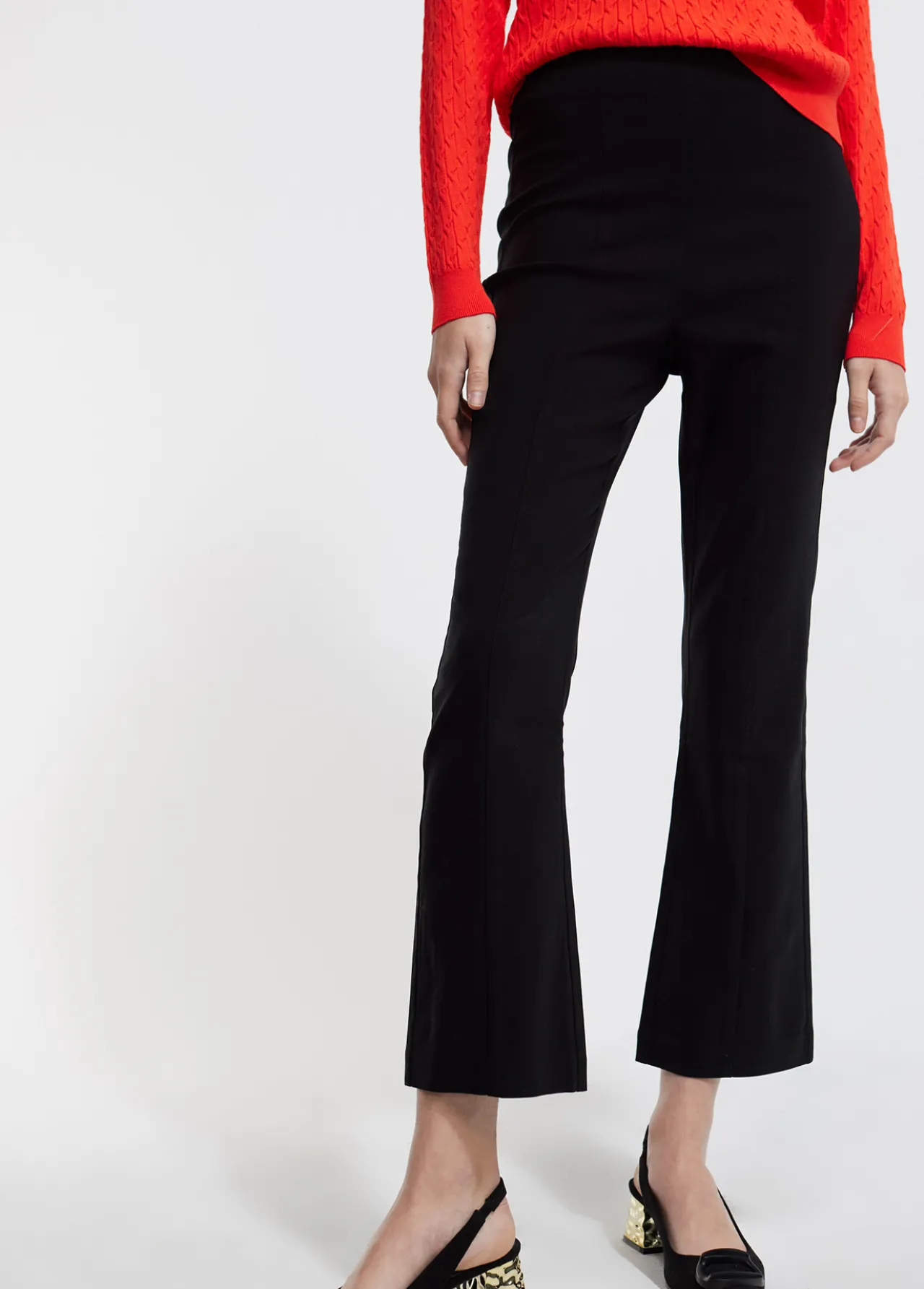leggins_de_punto_1.webp Lola Casademunt Pantalones<Leggins de punto NEGRO
