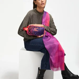 Lola Casademunt Otros Complementos | Bolsos De Mano Y Neceseres<Neceser animal print multicolor ROJO-LILA