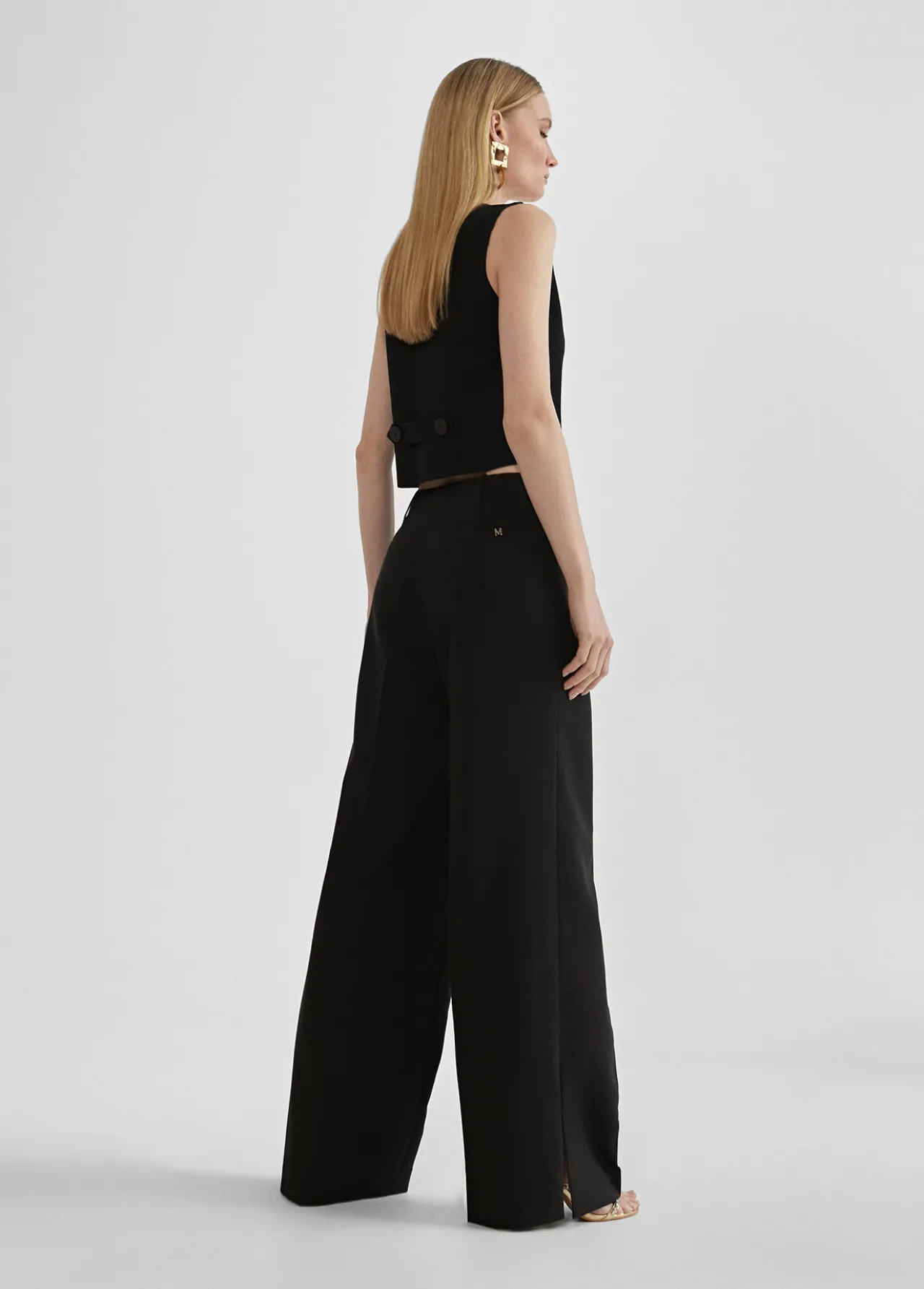pantaln_aberturas_laterales_1-2.webp Lola Casademunt Pantalones<Pantalón aberturas laterales NEGRO