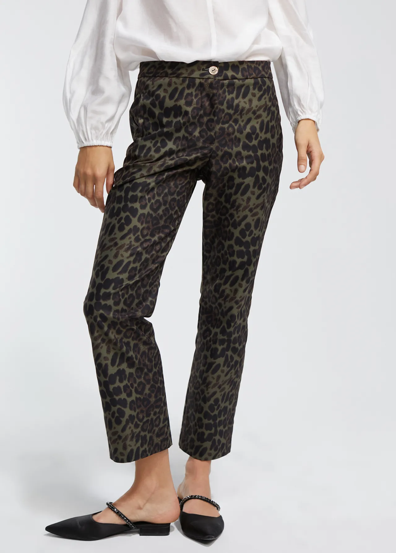 pantaln_animal_print_3-1.webp Lola Casademunt Animal Print | Pantalones<Pantalón animal print NEGRO-VERDE