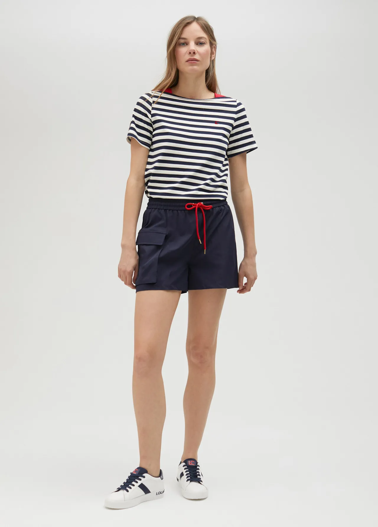 pantaln_corto_tcnico_de_edicin_limitada__lola_casademunt_2.webp Lola Casademunt Pantalones<Pantalón corto técnico de edición limitada - Lola Casademunt NAVY