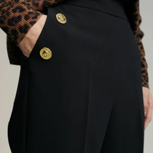 Lola Casademunt Pantalones<Pantalón detalle botones CAMEL