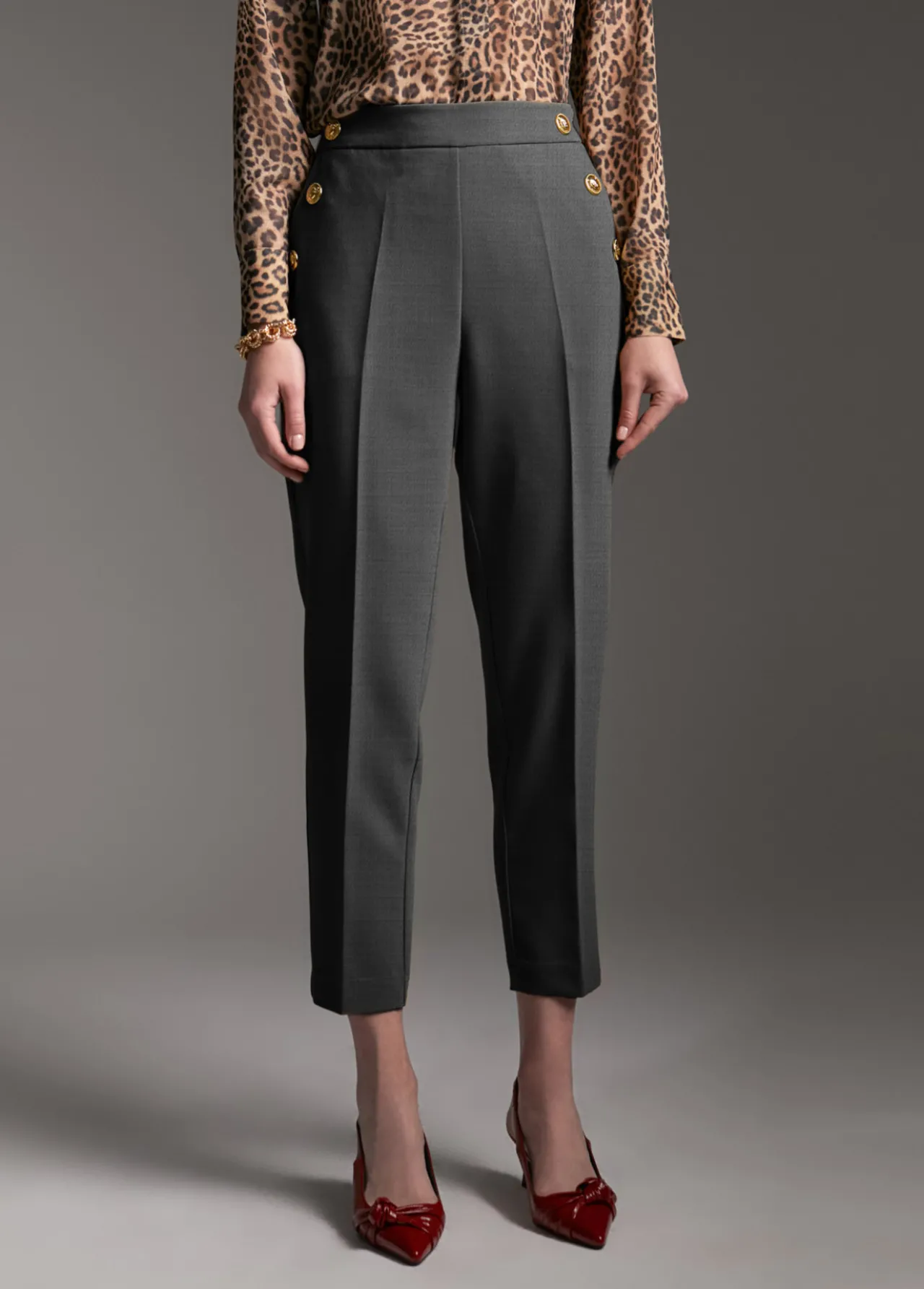 pantaln_detalle_botones_4.webp Lola Casademunt Pantalones<Pantalón detalle botones GRISOSCURO