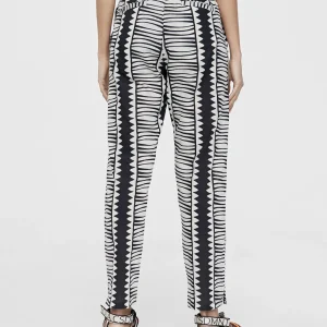 Lola Casademunt Pantalones<Pantalón jogging bicolor NEGRO-BLANCO