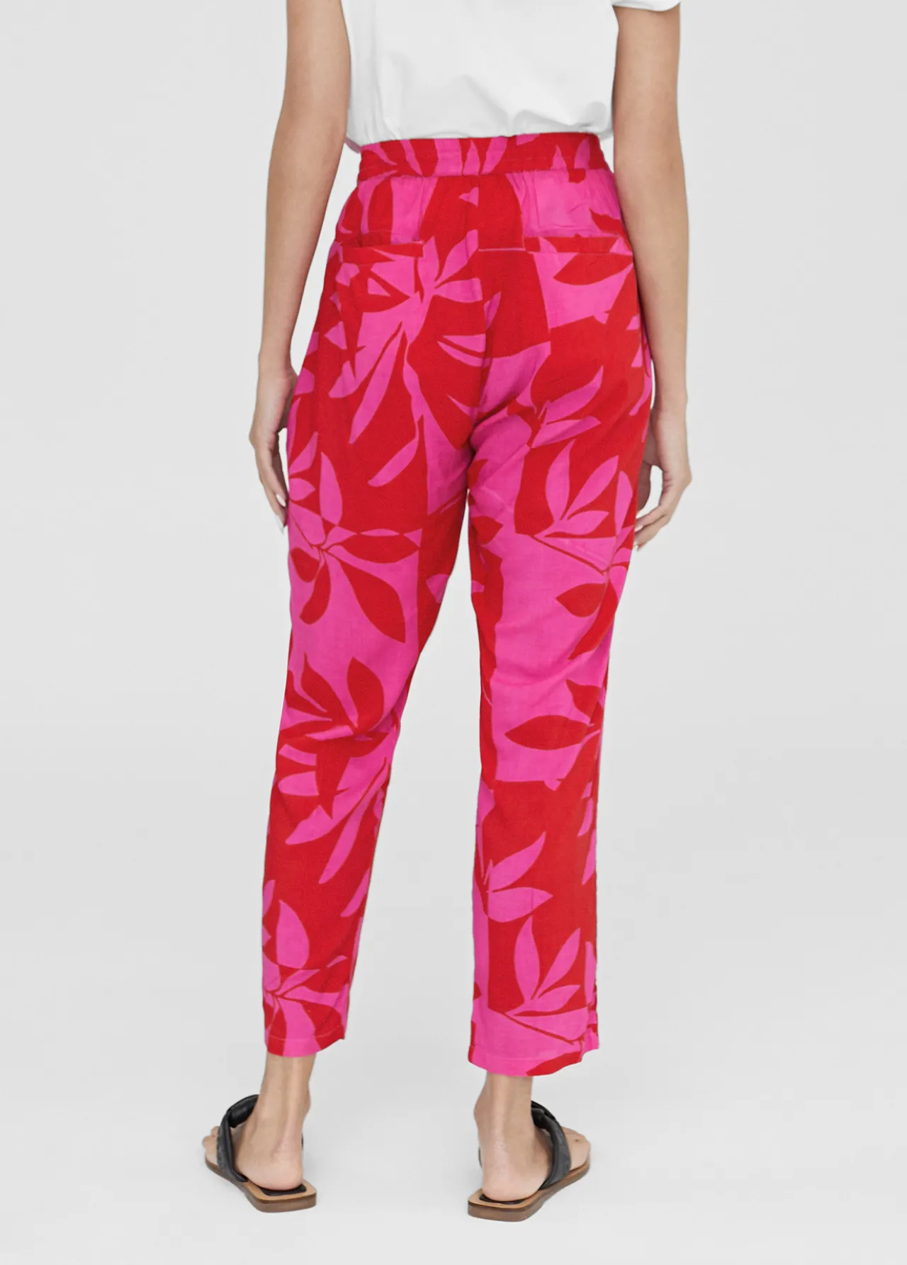 pantaln_jogging_estampado_3.webp Lola Casademunt Pantalones | Baño<Pantalón jogging estampado ROJO-ROSA