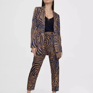 Lola Casademunt Pantalones<Pantalón jogging estampado cebra MARRON-AZUL
