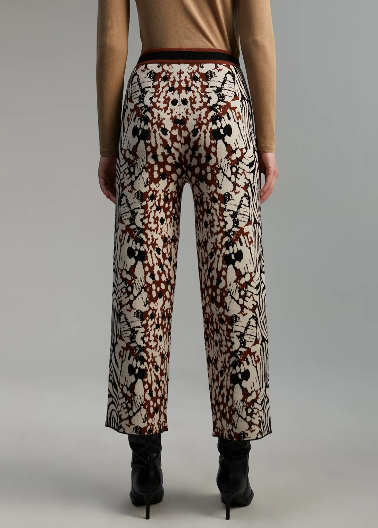 pantaln_punto_animal_print_3.webp Lola Casademunt Animal Print | Punto<Pantalón punto animal print MARRON-NEGRO
