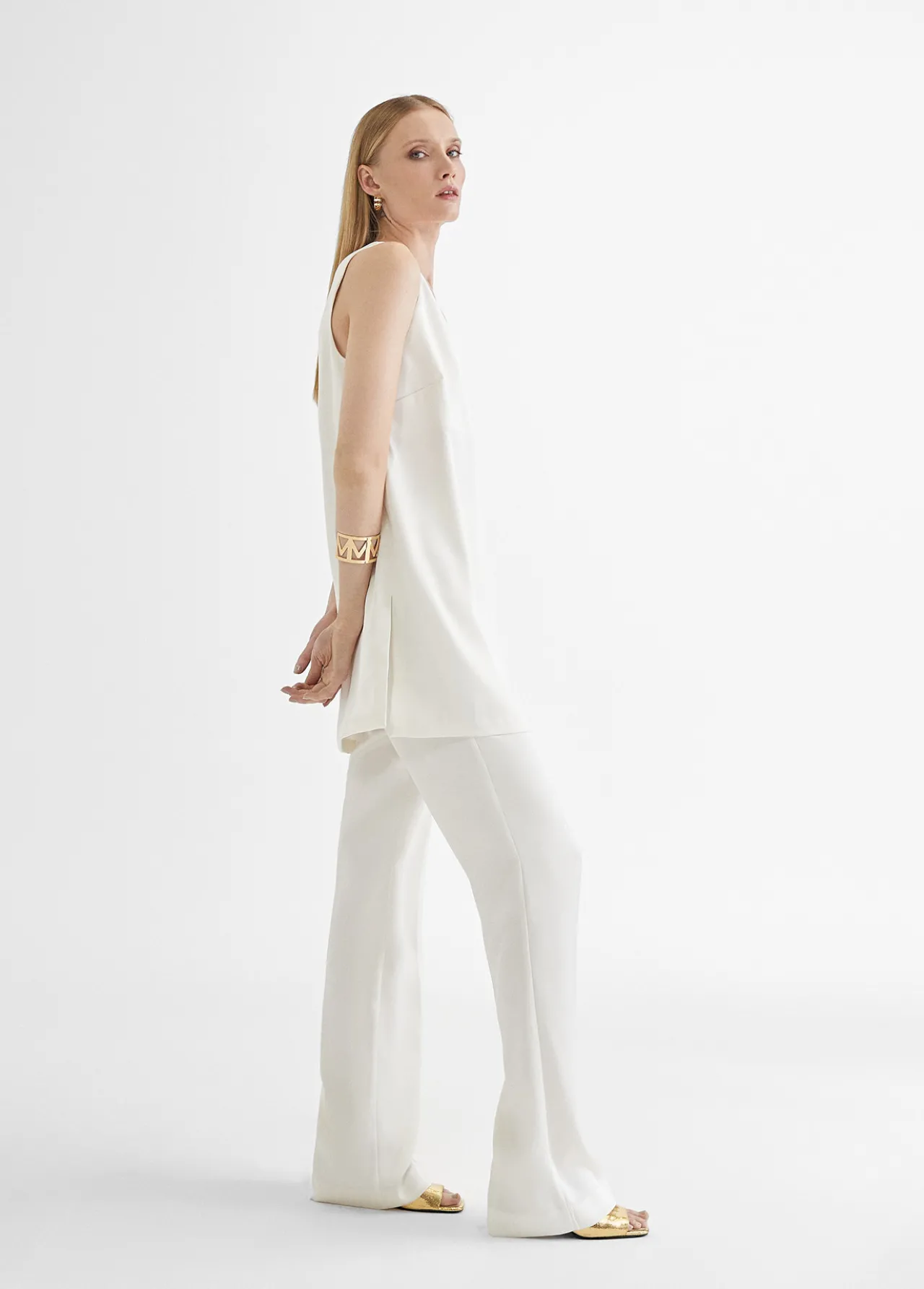pantaln_recto_fluido_0-3.webp Lola Casademunt Pantalones<Pantalón recto fluido LIMA