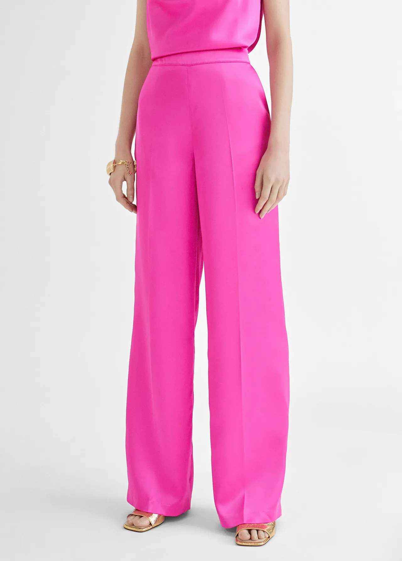 pantaln_recto_satinado_1.webp Lola Casademunt Pantalones<Pantalón recto satinado FUCSIA