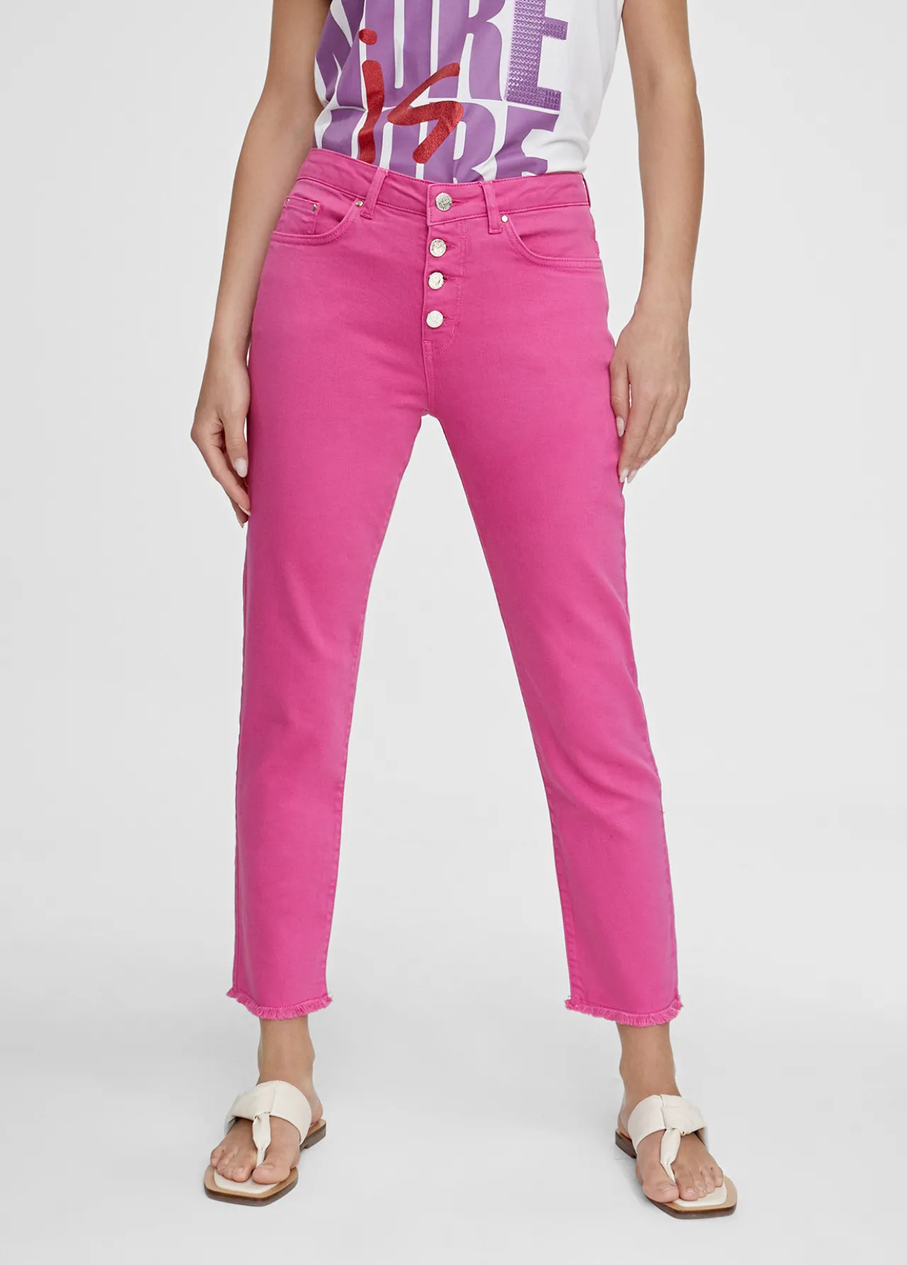 pantaln_tejano_con_botones_5.webp Lola Casademunt Pantalones<Pantalón tejano con botones CRUDO