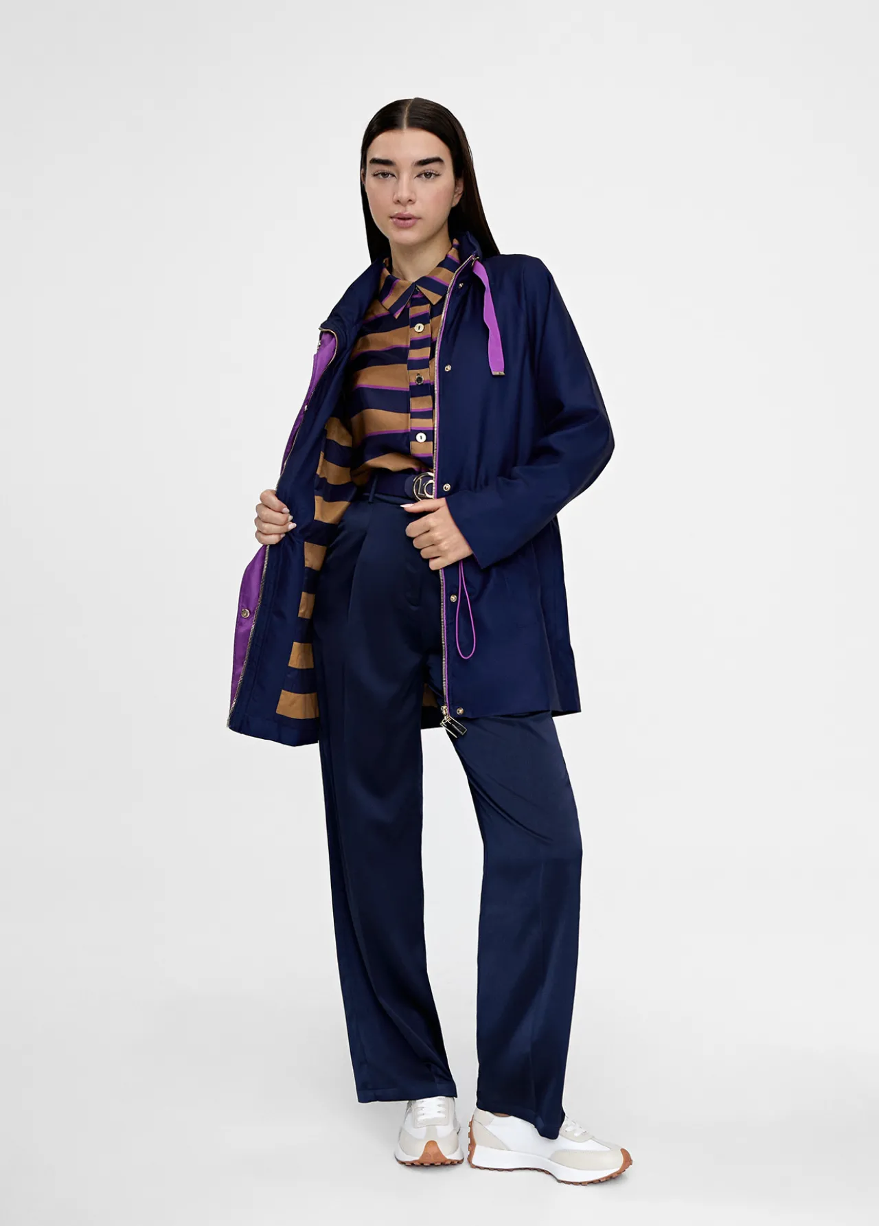 parka_con_capucha_0.webp Lola Casademunt Chaquetas Y Gabardinas | Abrigos Y Cazadoras<Parka con capucha NAVY
