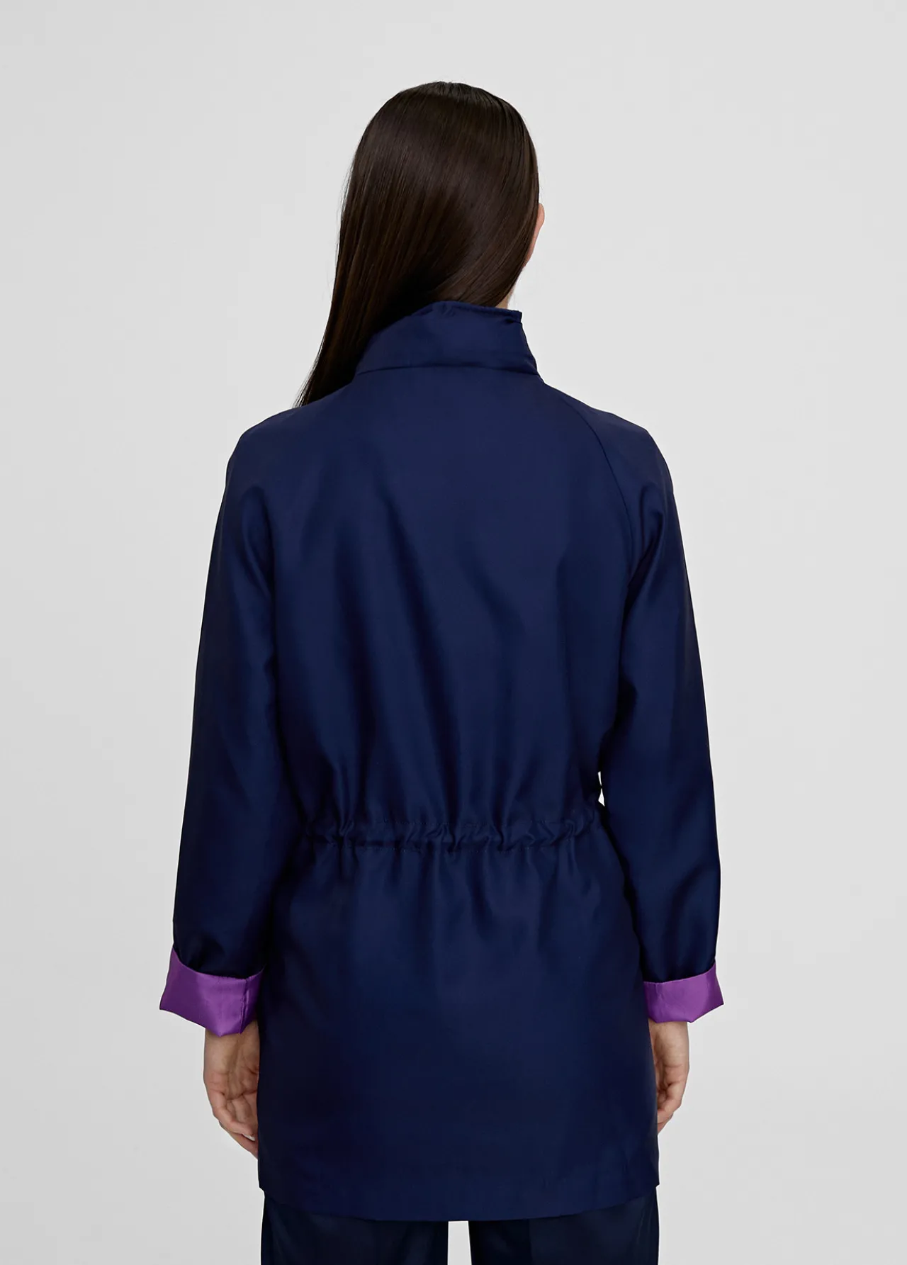 parka_con_capucha_2.webp Lola Casademunt Chaquetas Y Gabardinas | Abrigos Y Cazadoras<Parka con capucha NAVY