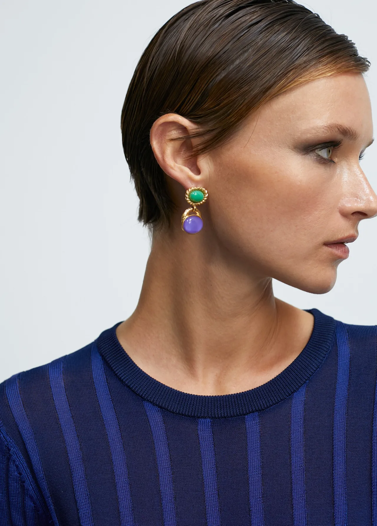 pendientes_bicolor_1.webp Lola Casademunt Pendientes<Pendientes bicolor VERDE-AZUL