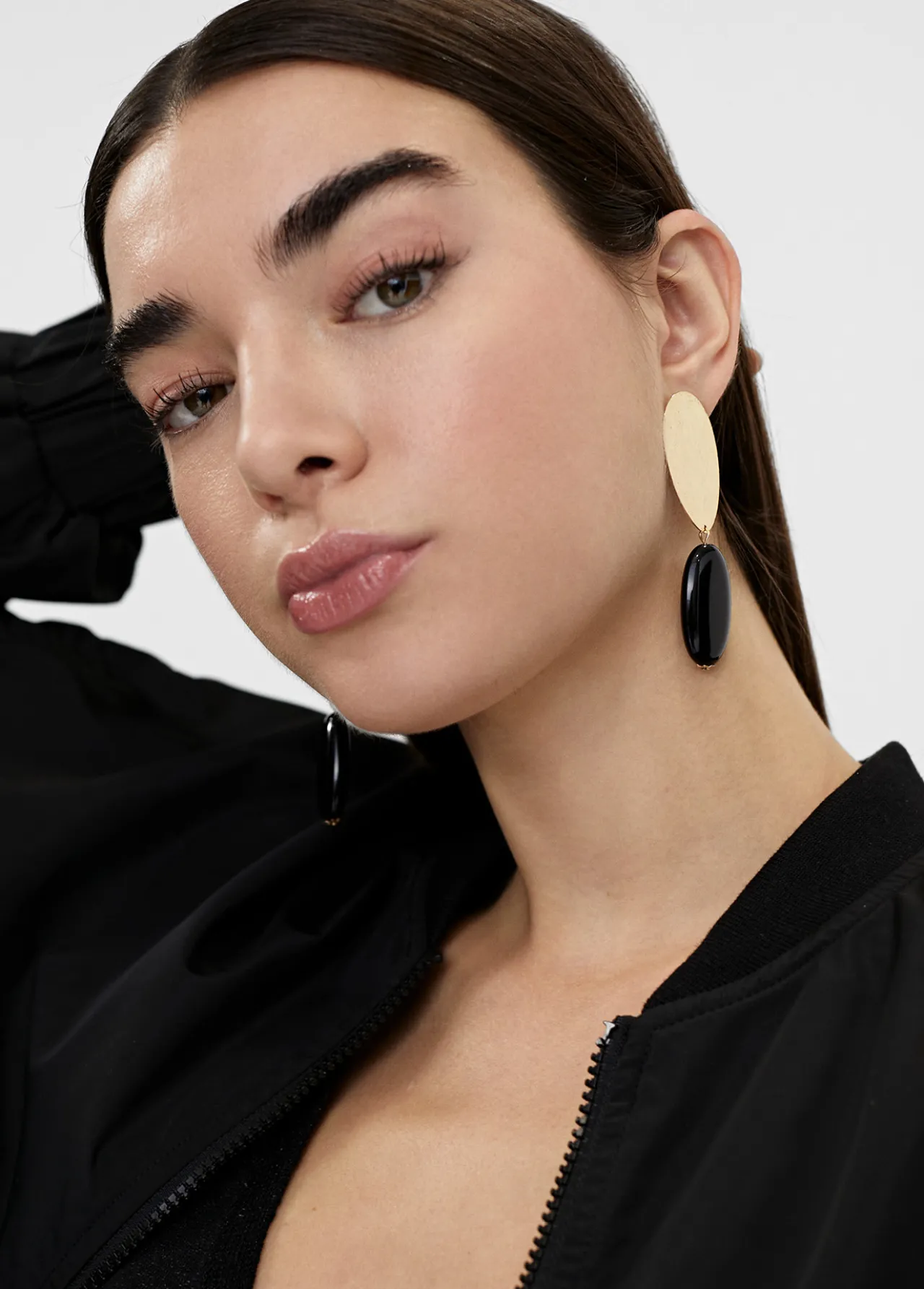 pendientes_de_dos_piezas_2.webp Lola Casademunt Bisuteria<Pendientes de dos piezas NEGRO
