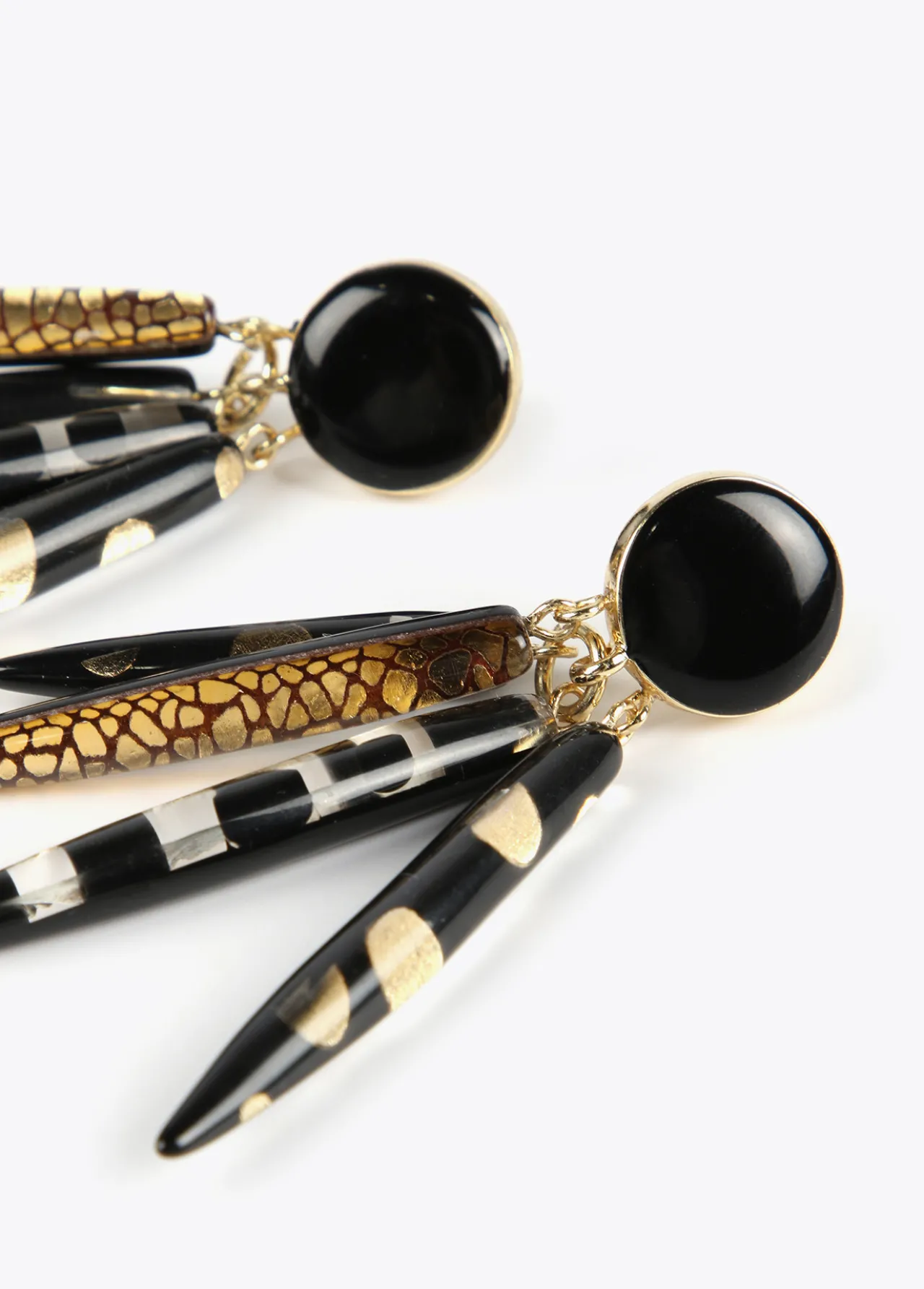 pendientes_estilo_africano_4.webp Lola Casademunt Bisuteria<Pendientes estilo africano NEGRO