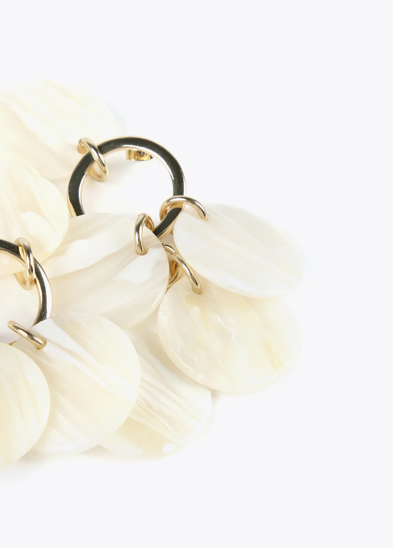 pendientes_piezas_nacaradas_3.webp Lola Casademunt Bisuteria<Pendientes piezas nacaradas CRUDO