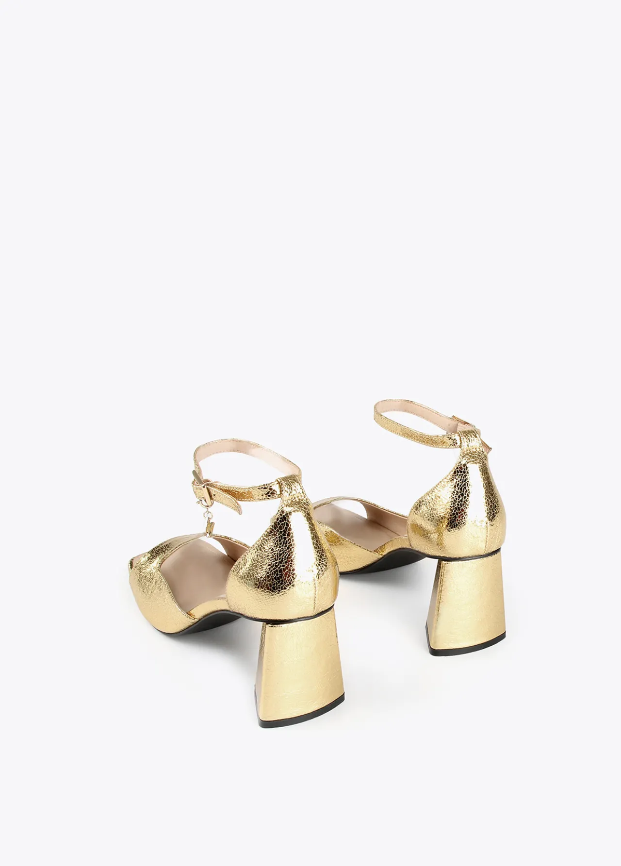 sandalia_de_tacn_4.webp Lola Casademunt Calzado<Sandalia de tacón DORADO