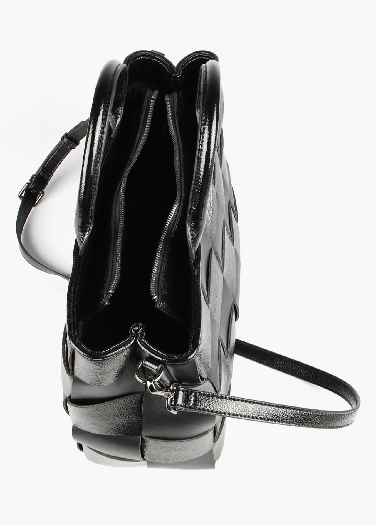 shopper_trenzado_2.webp Lola Casademunt Bolsos Shopper | Bolsos De Hombro<Shopper trenzado PLATEADO