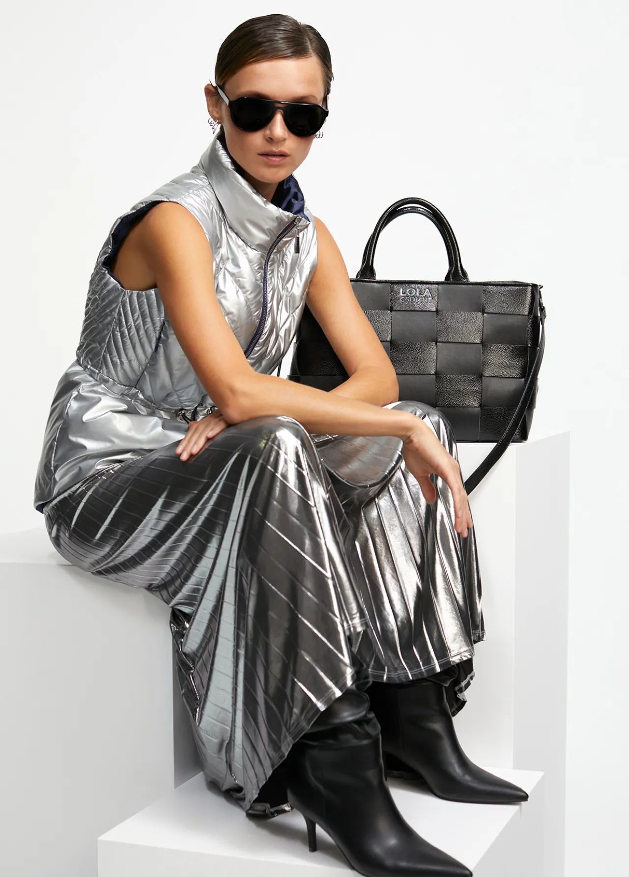 shopper_trenzado_5.webp Lola Casademunt Bolsos Shopper | Bolsos De Hombro<Shopper trenzado PLATEADO