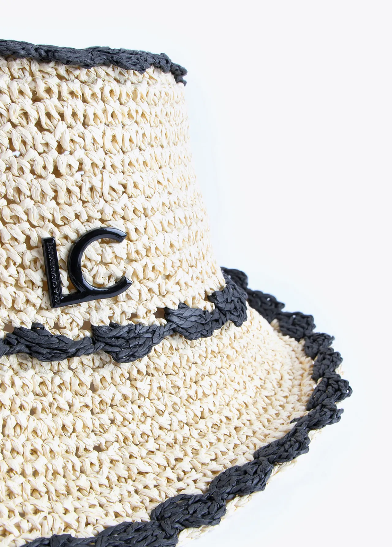 sombrero_efecto_rfia_4.webp Lola Casademunt Accesorios | Baño<Sombrero efecto ráfia CRUDO-NEGRO