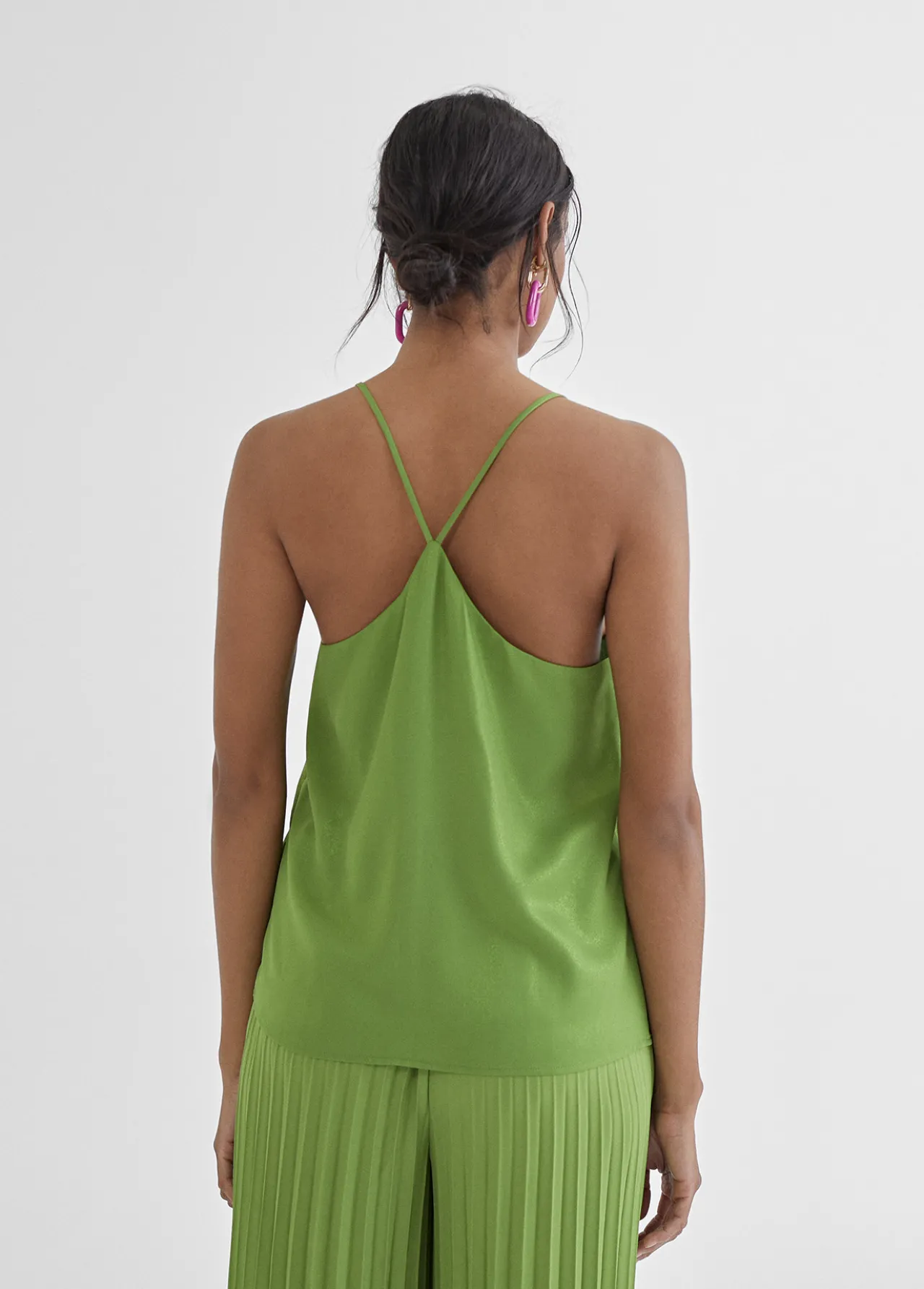 top_escote_pico_2-1.webp Lola Casademunt Camisetas Y Tops<Top escote pico FUCSIA