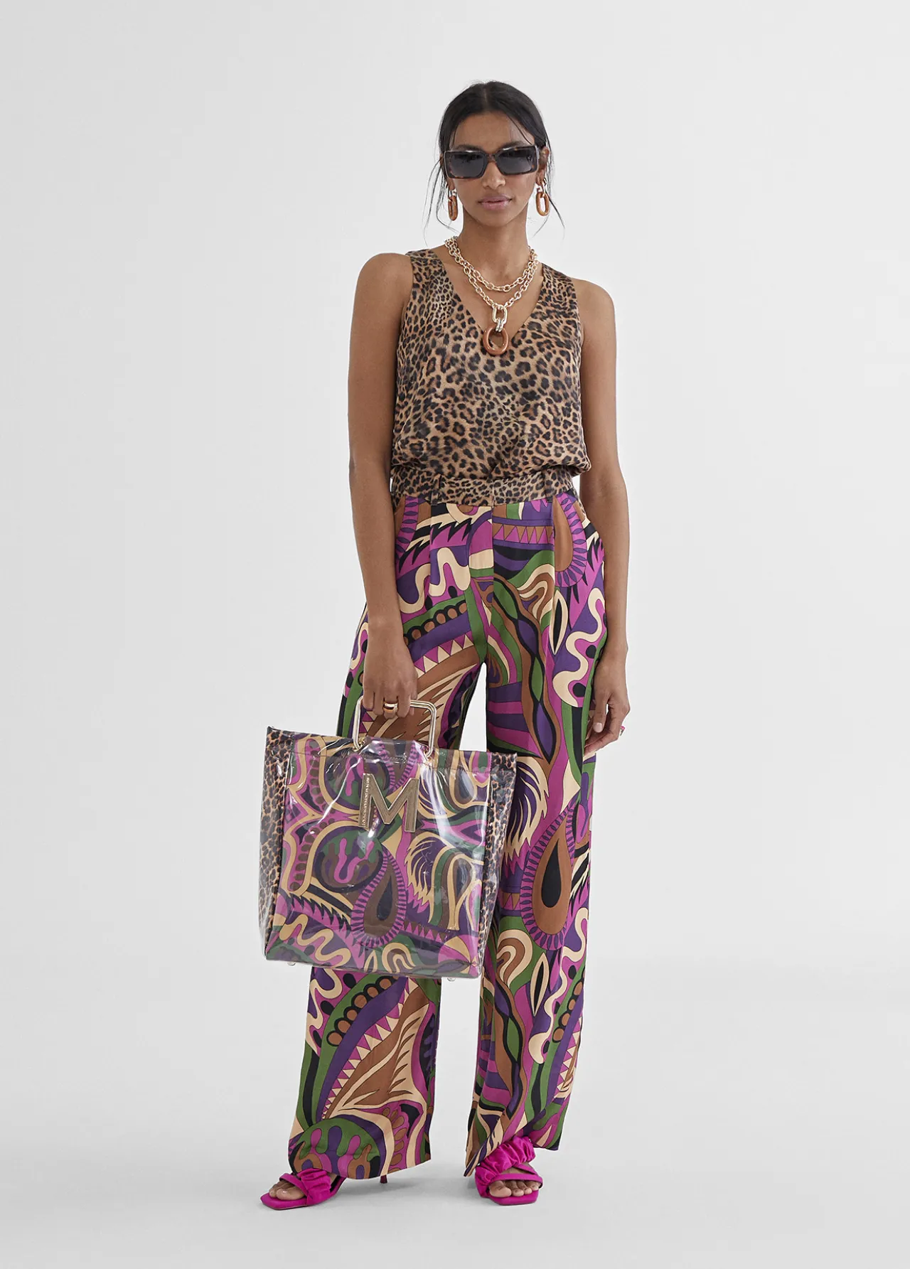 top_estampado_animal_2.webp Lola Casademunt Camisetas Y Tops<Top estampado animal LILA-NEGRO