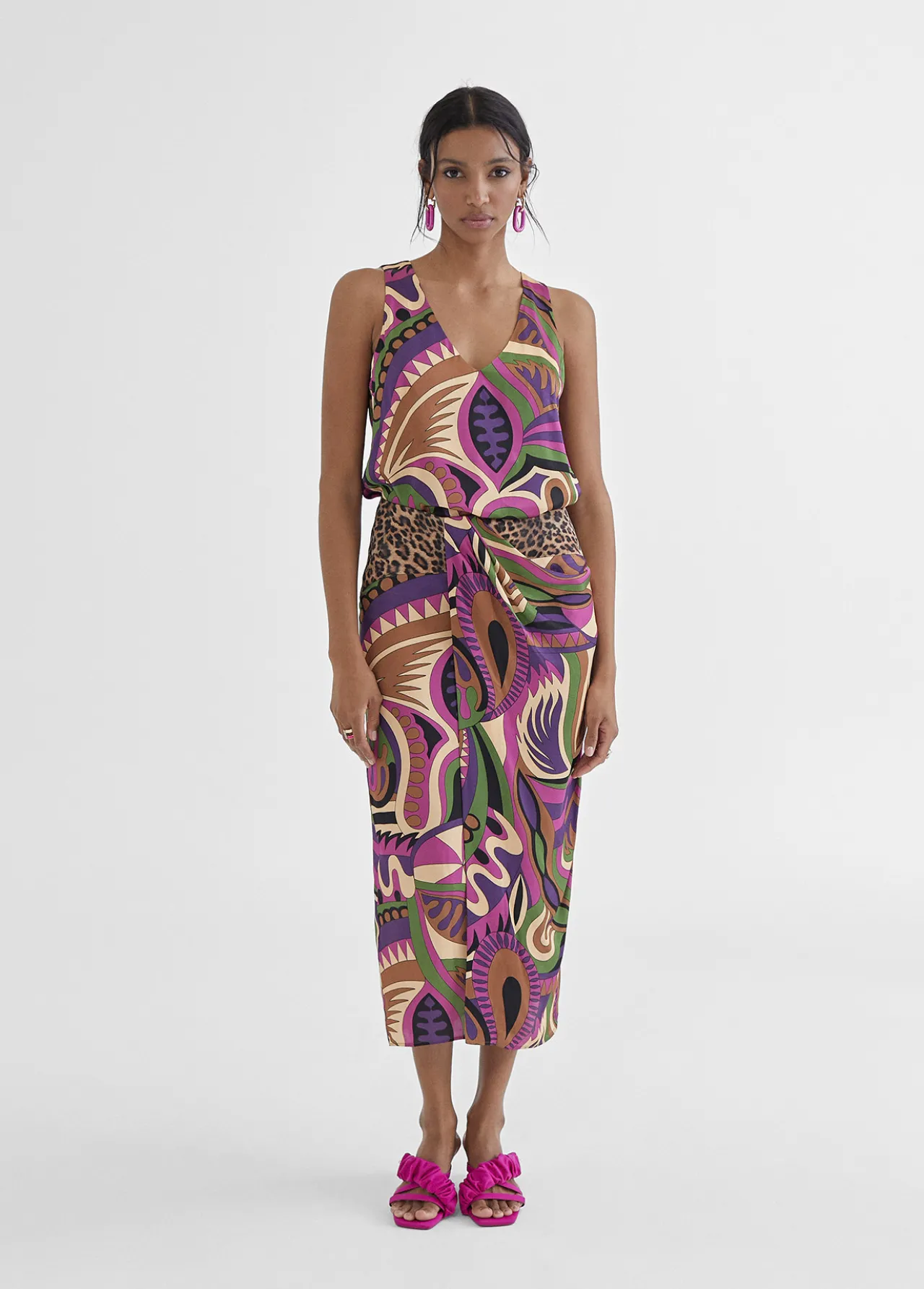 top_estampado_multicolor_2.webp Lola Casademunt Camisetas Y Tops<Top estampado multicolor LILA-NEGRO