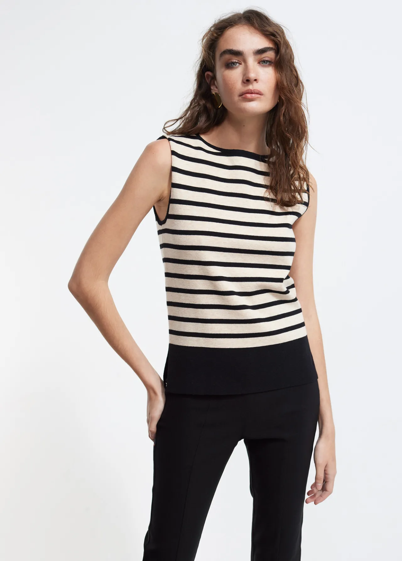 top_punto_rayas_0.webp Lola Casademunt Camisetas Y Tops | Punto<Top punto rayas NEGRO-CRUDO