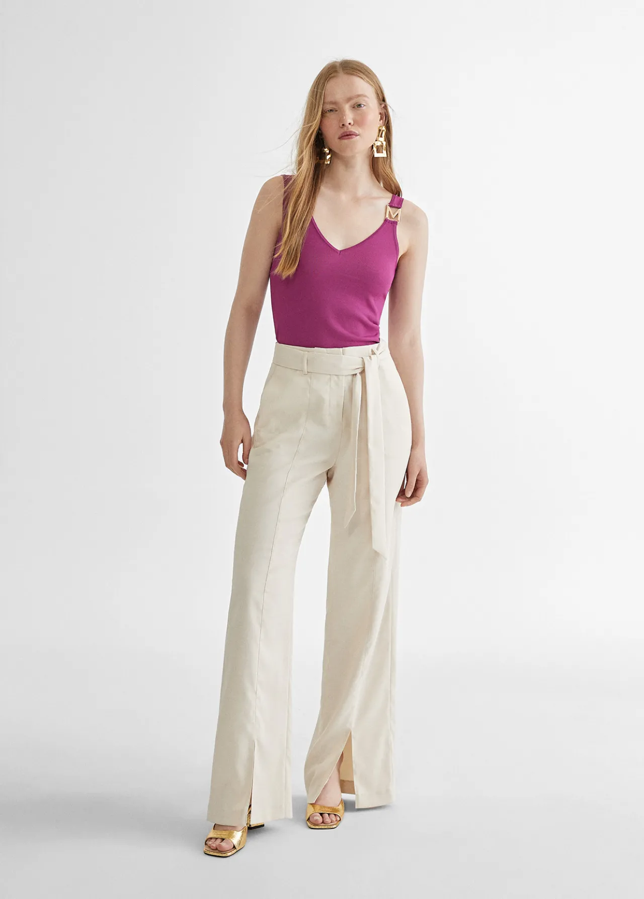 top_tirante_m_5.webp Lola Casademunt Camisetas Y Tops | Punto<Top tirante M MAGENTA