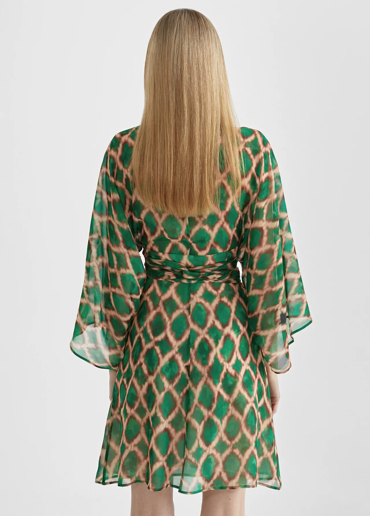 vestido_corto_fluido_estampado_5.webp Lola Casademunt Vestidos Y Faldas<Vestido corto fluido estampado VERDE-MARRON