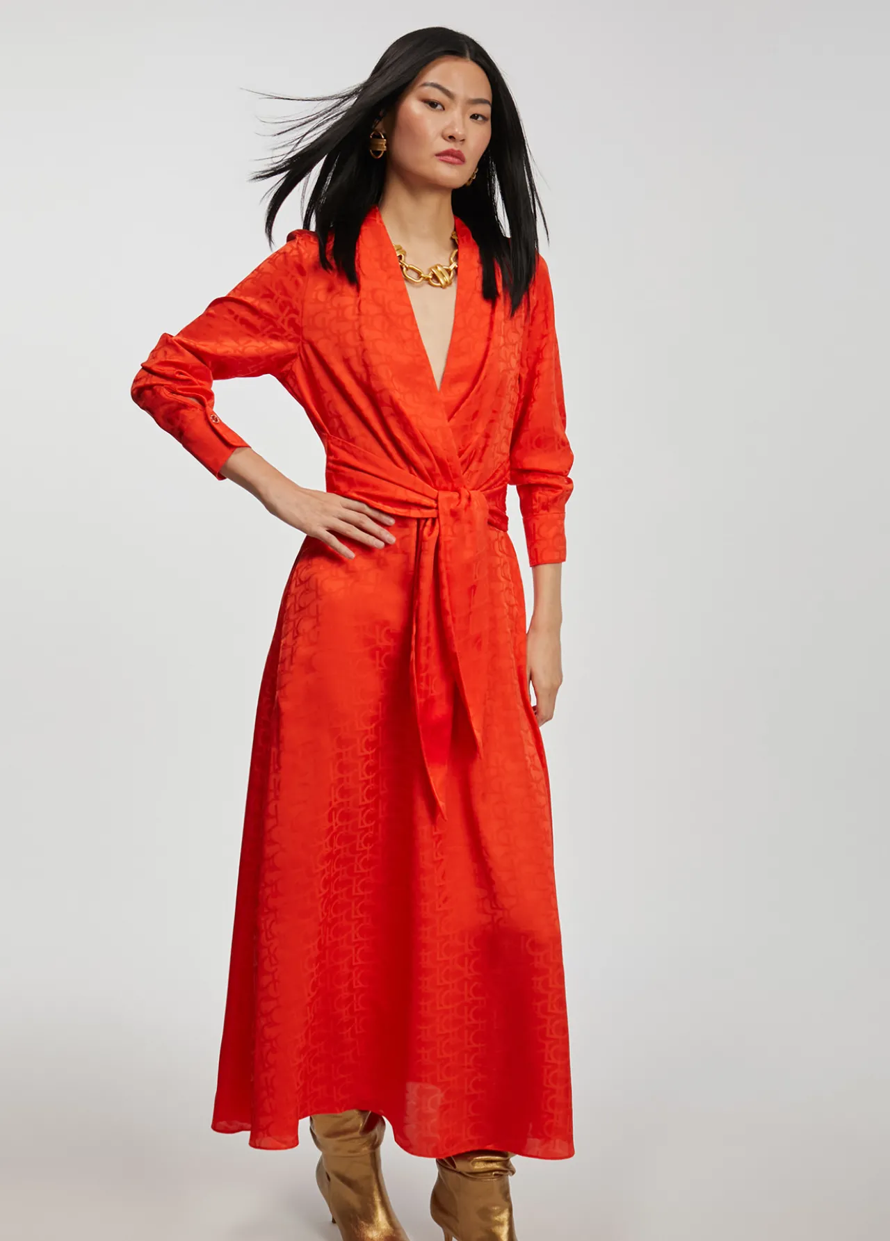 vestido_estampado_logo_4-6.webp Lola Casademunt Vestidos Y Faldas<Vestido estampado logo NARANJA-NARANJA