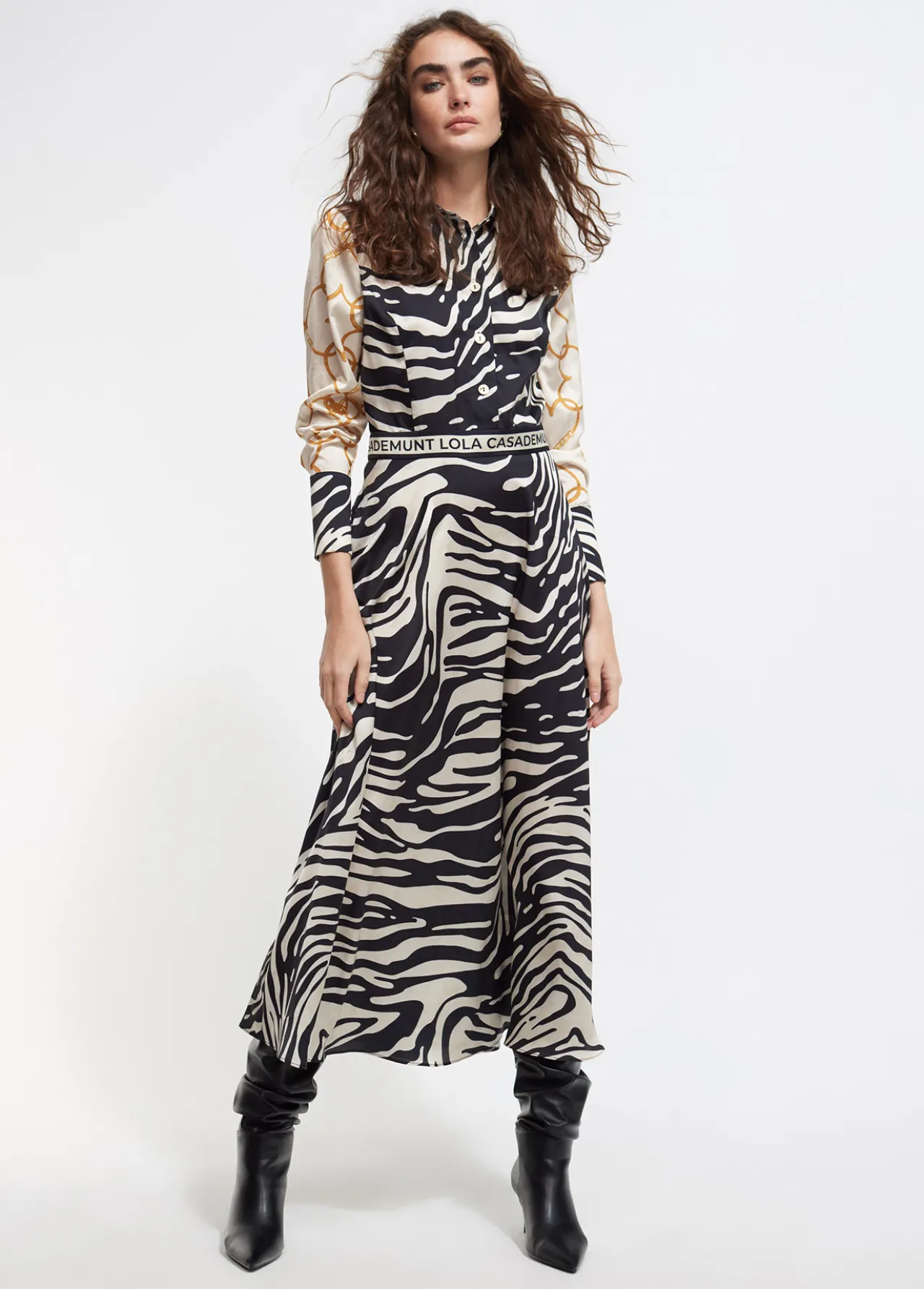 vestido_estampado_zebra_0.webp Lola Casademunt Animal Print | Vestidos Y Faldas<Vestido estampado zebra NEGRO-CRUDO