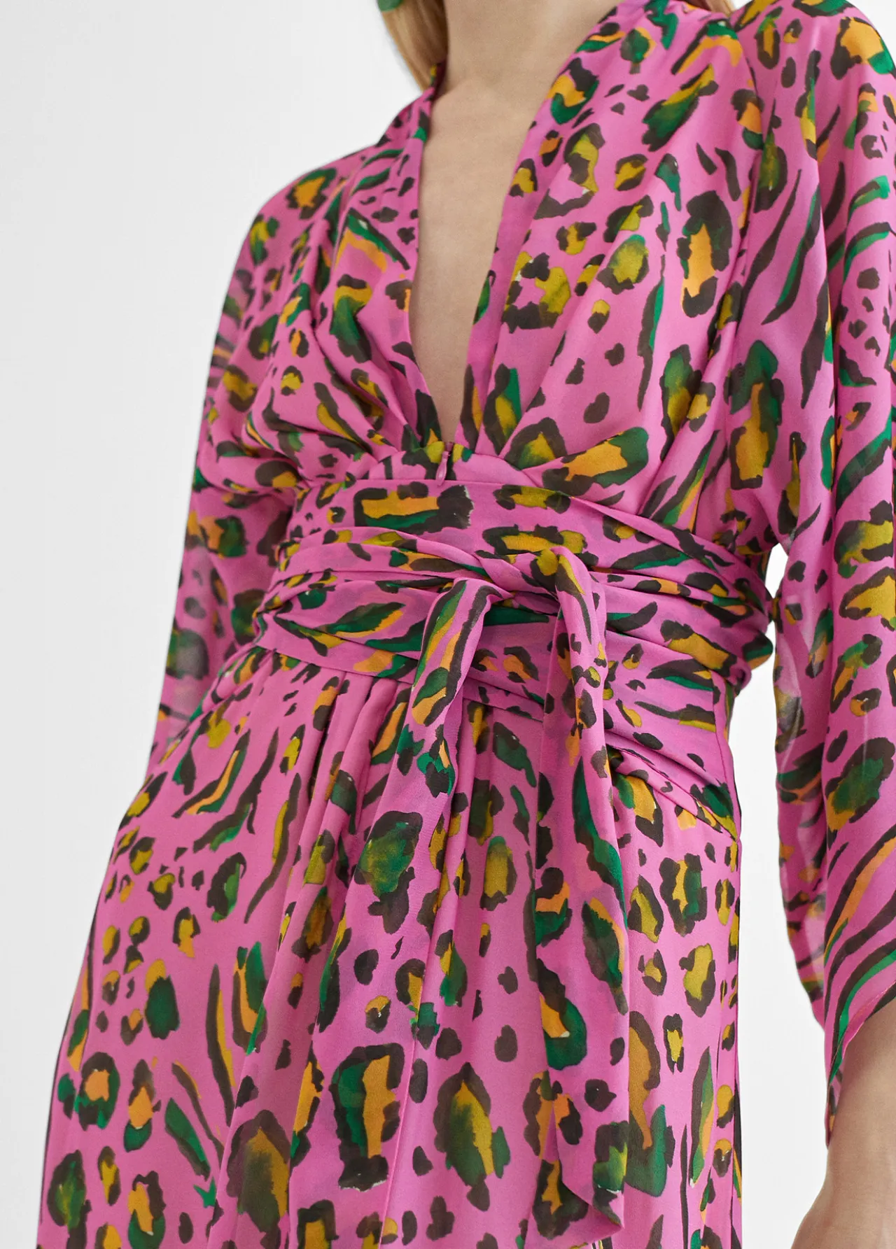 vestido_largo_animal_print_color_5.webp Lola Casademunt Vestidos Y Faldas<Vestido largo animal print color LILA-NEGRO