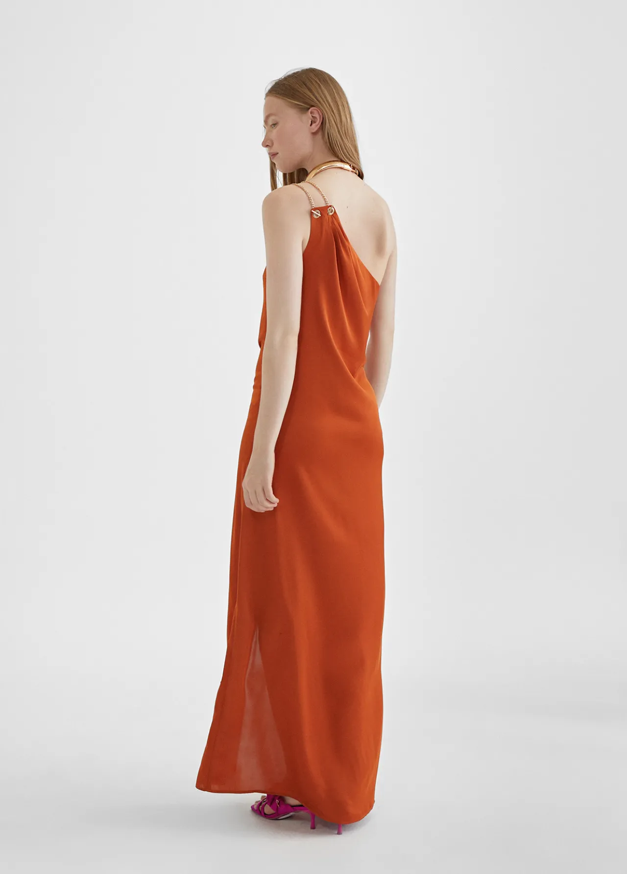 vestido_largo_asimtrico_3.webp Lola Casademunt Vestidos Y Faldas<Vestido largo asimétrico TOFFEE