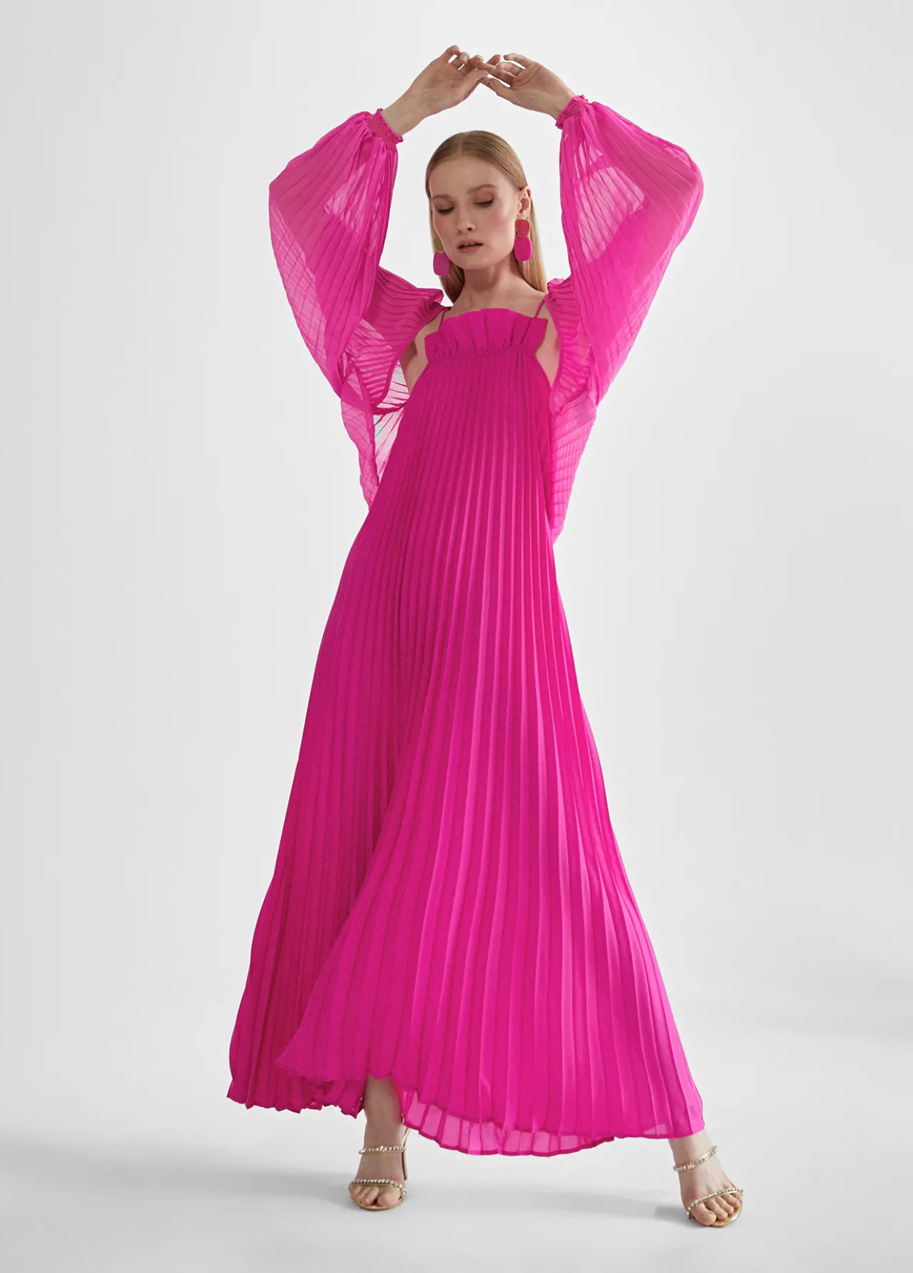 vestido_largo_plisado_3.webp Lola Casademunt Vestidos Y Faldas<Vestido largo plisado FUCSIA