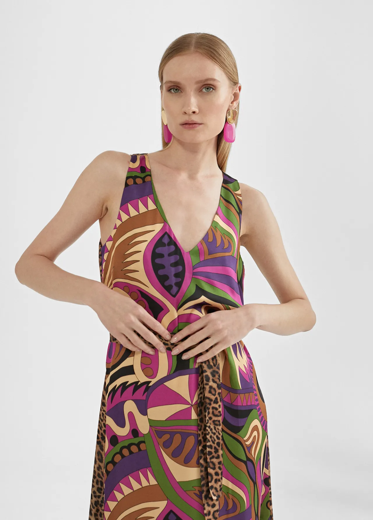 vestido_midi_estampado_1.webp Lola Casademunt Vestidos Y Faldas<Vestido midi estampado LILA-NEGRO