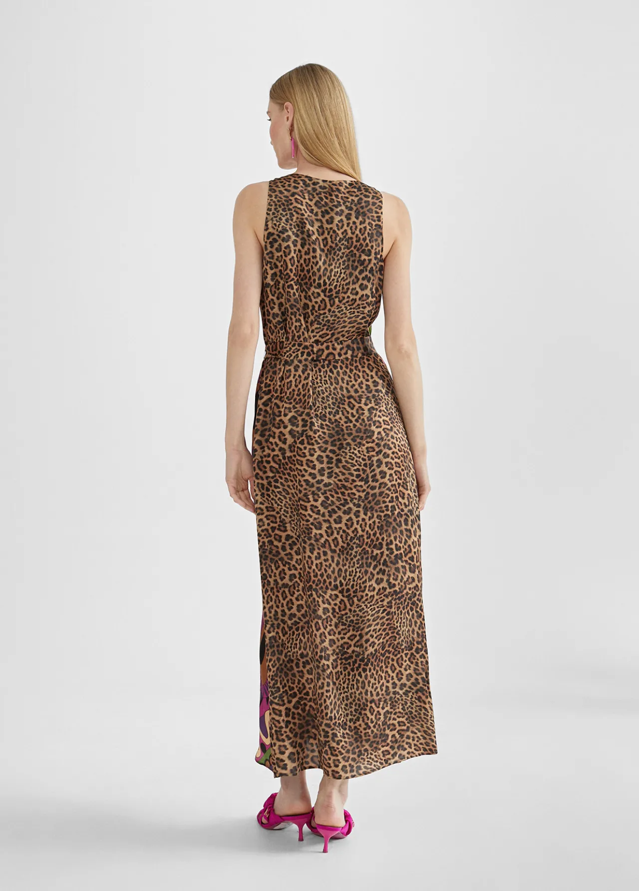 vestido_midi_estampado_2.webp Lola Casademunt Vestidos Y Faldas<Vestido midi estampado LILA-NEGRO
