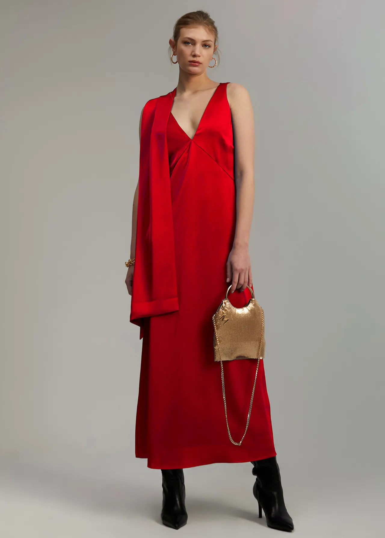 vestido_midi_satn_0.webp Lola Casademunt Vestidos Y Faldas<Vestido midi satén ROJO